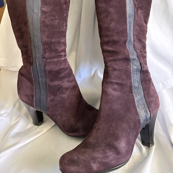 Sofft grape suede tall boots, women's size 8.5 - Picture 1 of 7